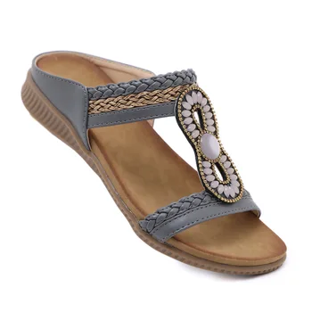 2023 uued sandaalid Bohemian kive mugav ümmargune pea mereäärne puhkus pluss suurus korter kingad